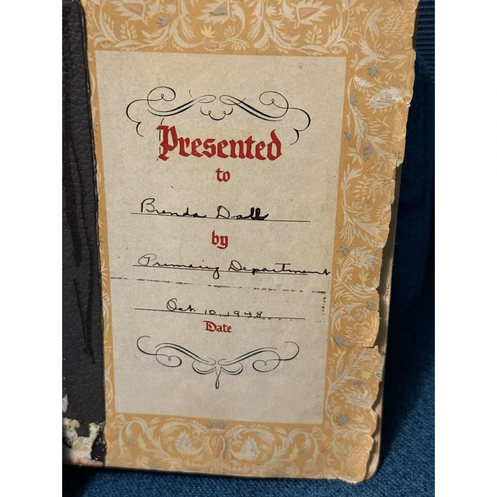 Bible , Vintage , Nice Leather‎ Cover
